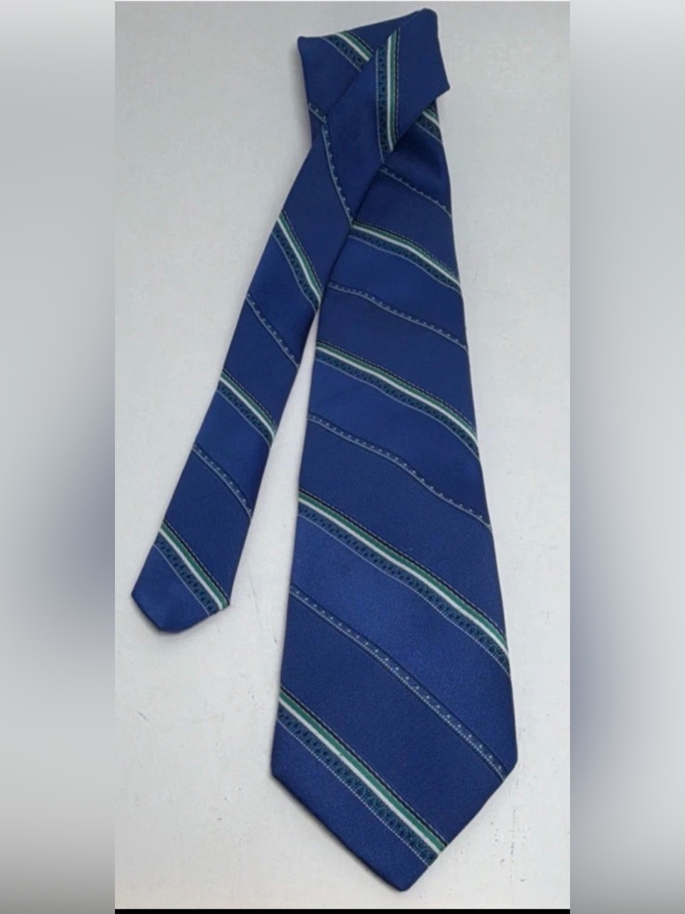 Men's Blue Diagonal Stripe Tie with Green Accent